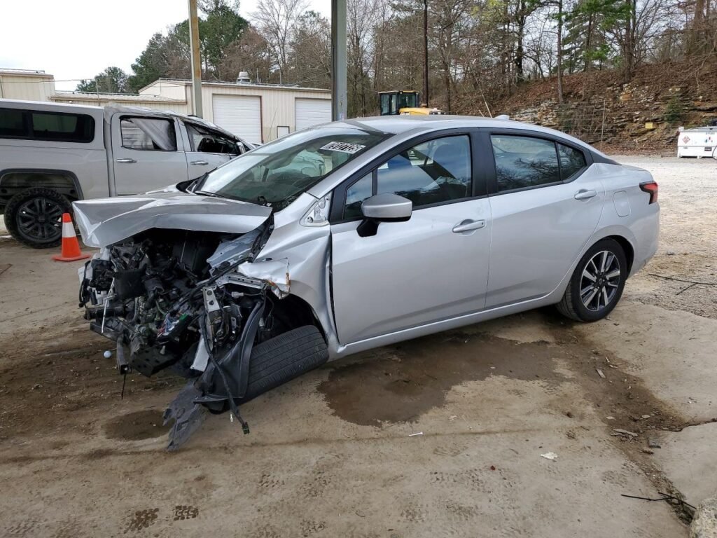 2025 Nissan Versa