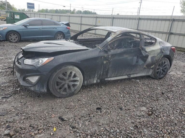 2016 HYUNDAI GENESIS