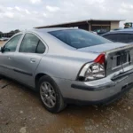 2004 Volvo S60 – YV1RS61T242373543
