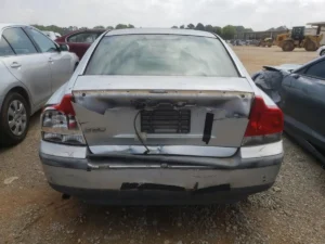 2004 Volvo S60 – YV1RS61T242373543