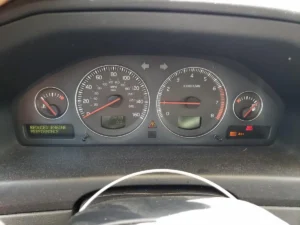 2004 Volvo S60 – YV1RS61T242373543