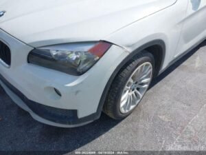 2015 BMW X1 xDrive28i – WBAVM1C51FV317365