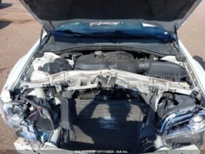 2013 CHRYSLER 300 – 2C3CCAAG6DH589339