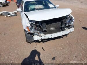 2013 CHRYSLER 300 – 2C3CCAAG6DH589339