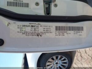 2013 CHRYSLER 300 – 2C3CCAAG6DH589339